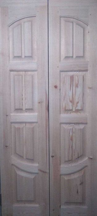 Двері з дерева вхідні та міжкімнатні