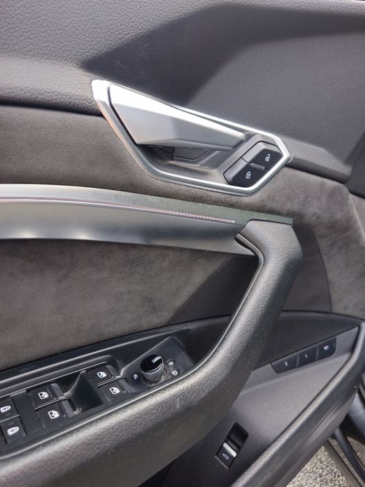 etron 55 quattro s line