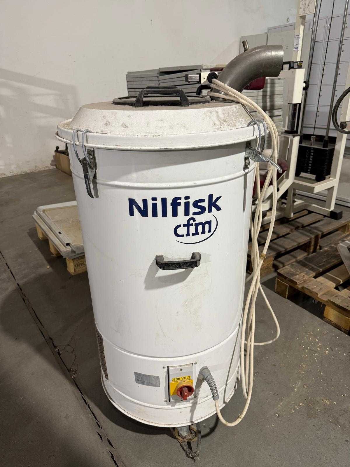 Nilfisk R305 Odkurzacz / odciąg do ścinków z linii przemysłowych