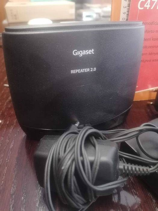 Telefones Gigaset Sem Fios + Telefone fixo central + Repetidor Sinal