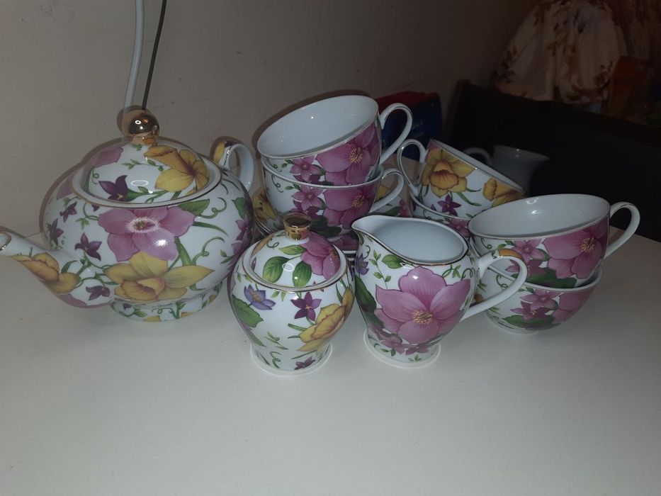 Сервіз чайний Bona di новий