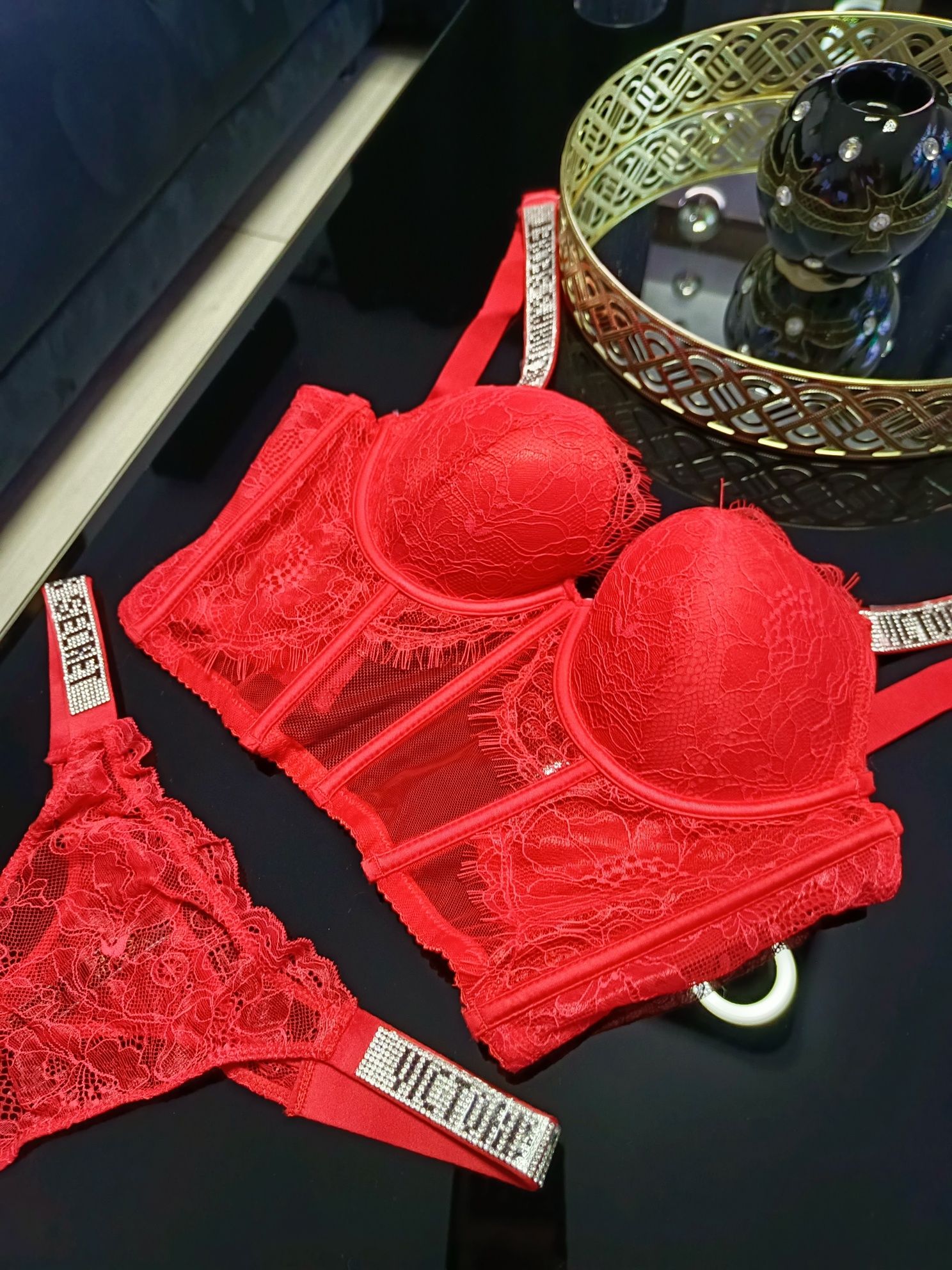 Zestaw bielizny gorset Victoria'S Secret Brazylian 75B