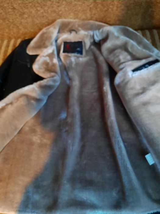 Дубленка новая ( эко кожа ) "L"