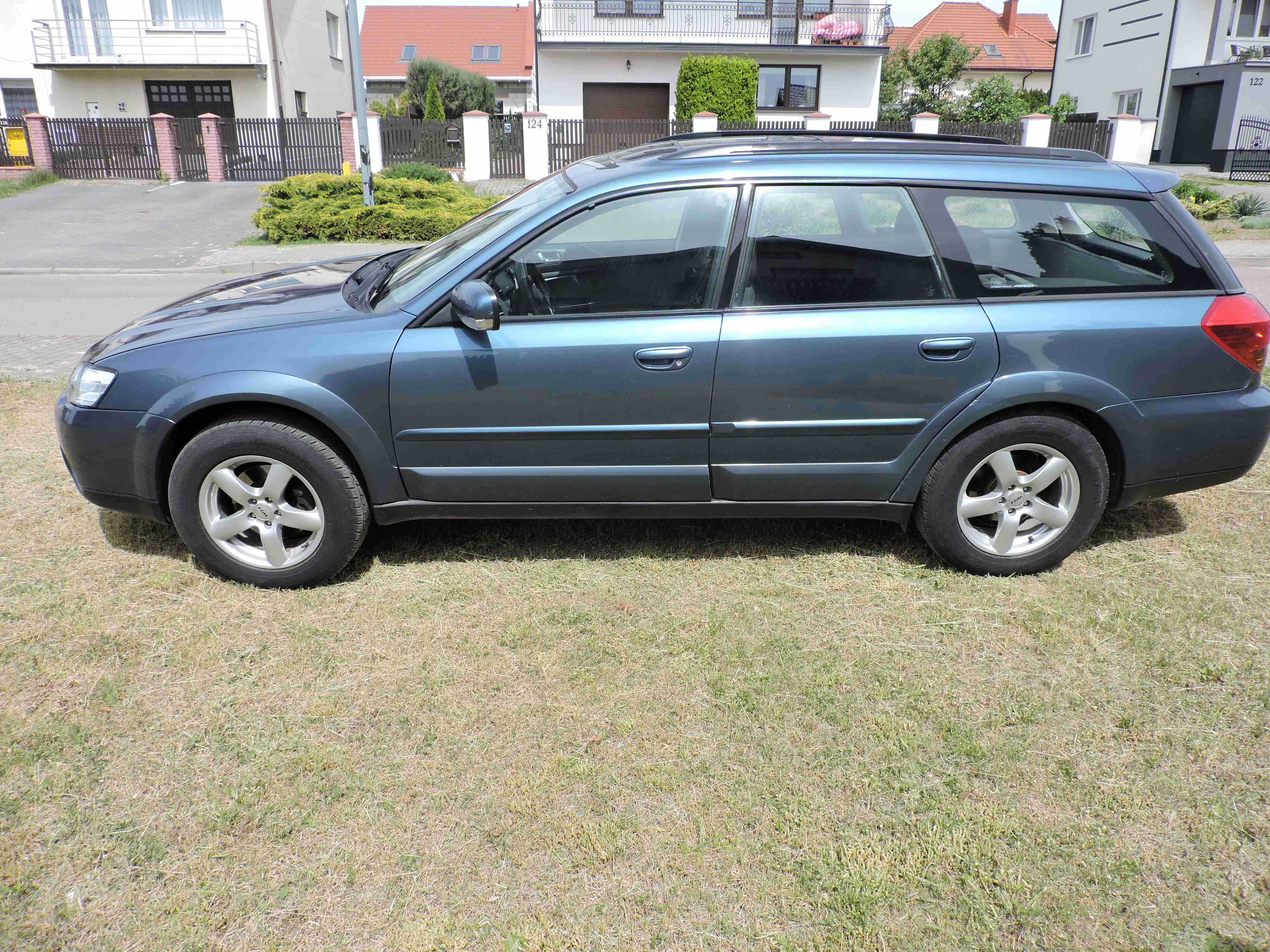 Subaru Outback 2,5 2003 r.