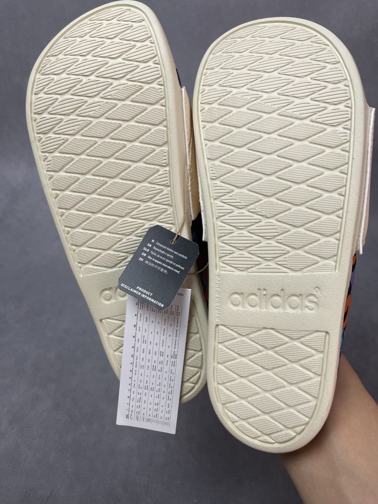 Klapki damskie adidas Adilette Comfort HQ7080