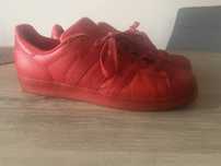 Buty adidas Superstar w kolorze czerwonym