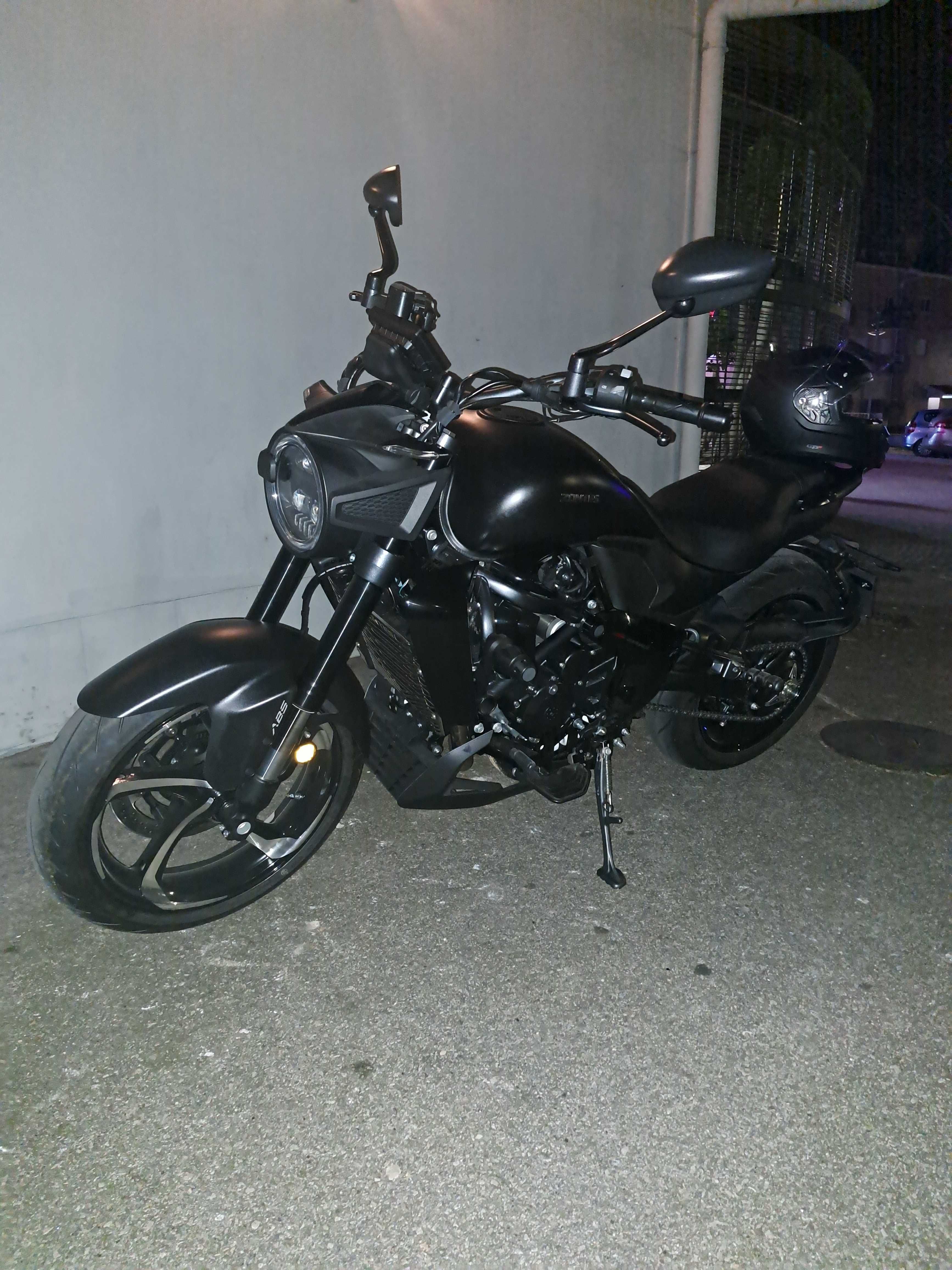 Mota Zontes 350S