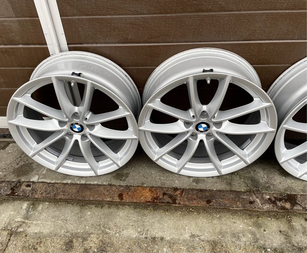 4x felgi aluminiowe alufelgi 5x112 r18 et22 7J Oryginal BMW TPMS