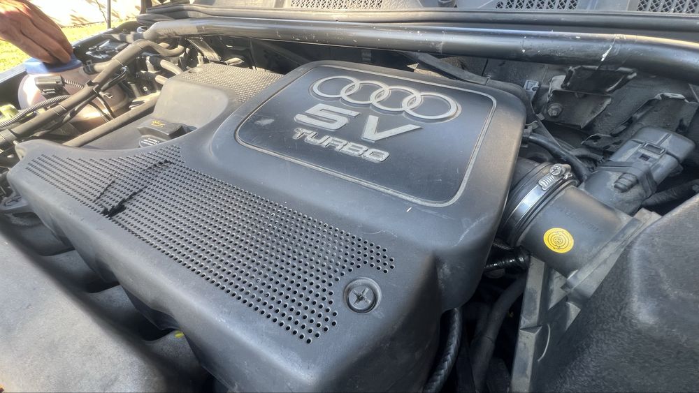 Audi TT 1.8 Turbo 180cv impecavel trato finaciamento