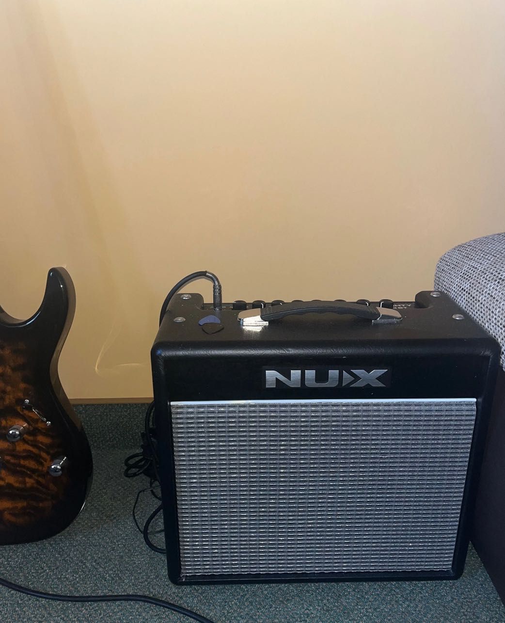 Gitara Ibanez + NUX20BT