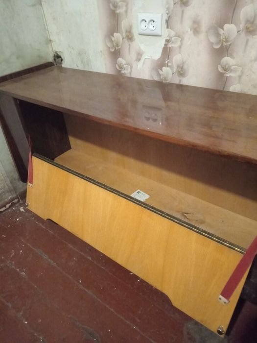 Тумба для белья хорошем состоянии