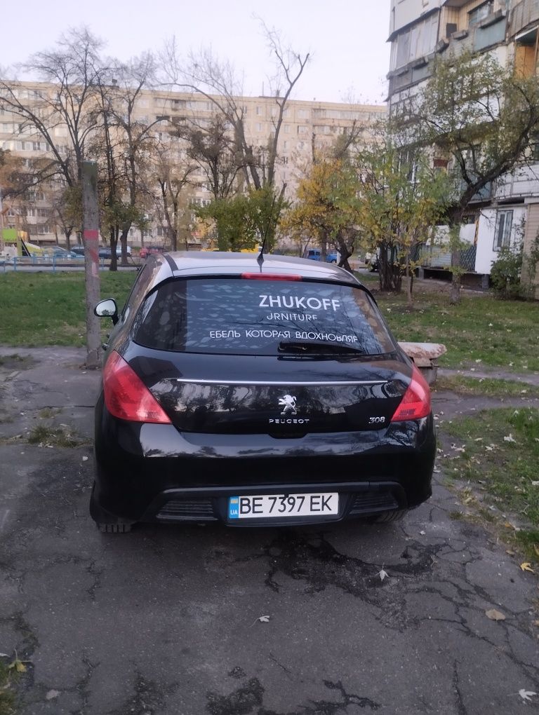 Продаю Peugeot 308