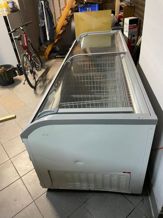Zamrazarka AHT Maiami 250