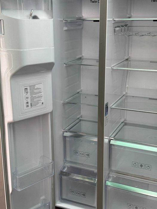 Холодильник Side by Side Samsung Розмір: 180/90/70 No Frost #07479