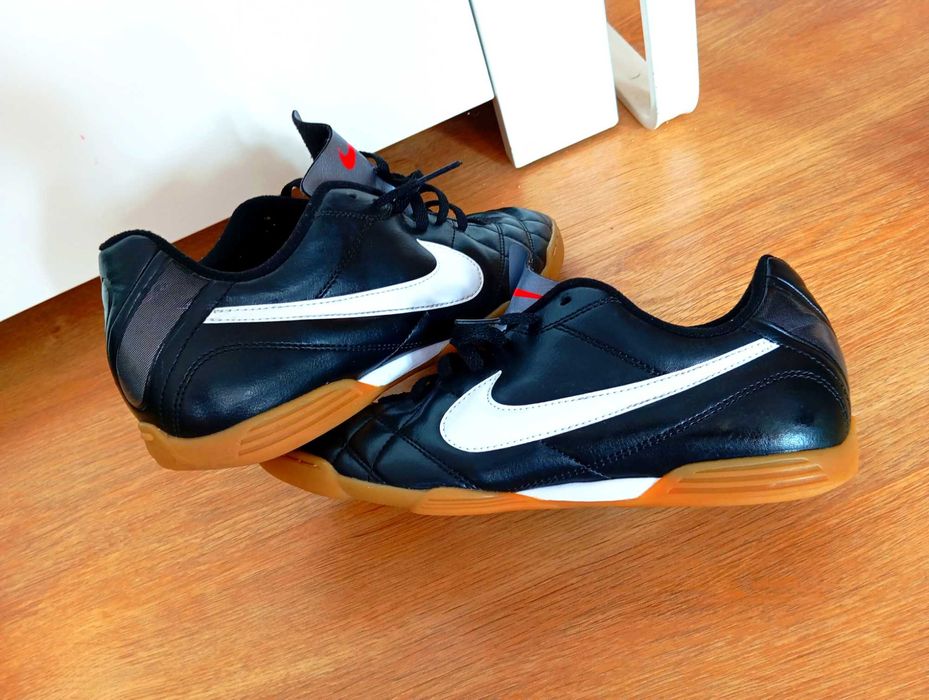 NIKE buty adidasy męskie 41 Sneakersy sportowe Tenisówki halówki RunX