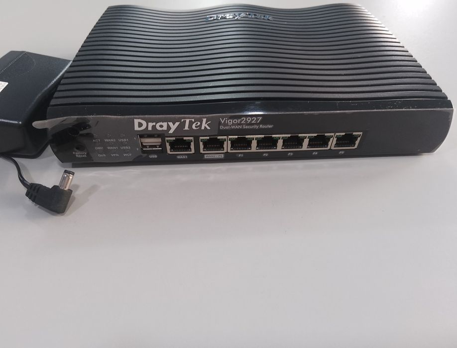 Router Draytek Vigor2927