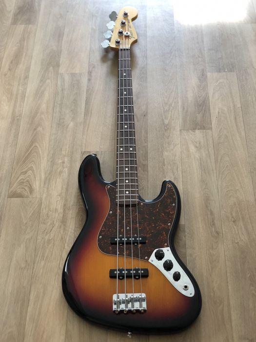 Fender American Special Jazz Bass Sunburst made in USA z 2011