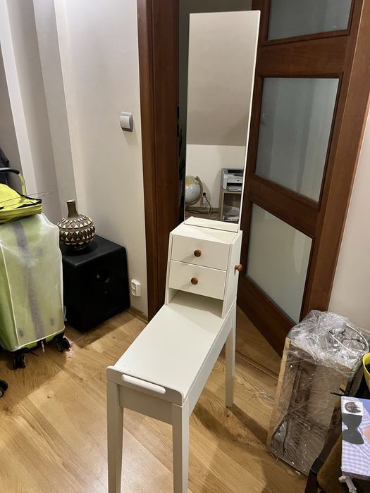 Toaletka sekretarzyk drewniany