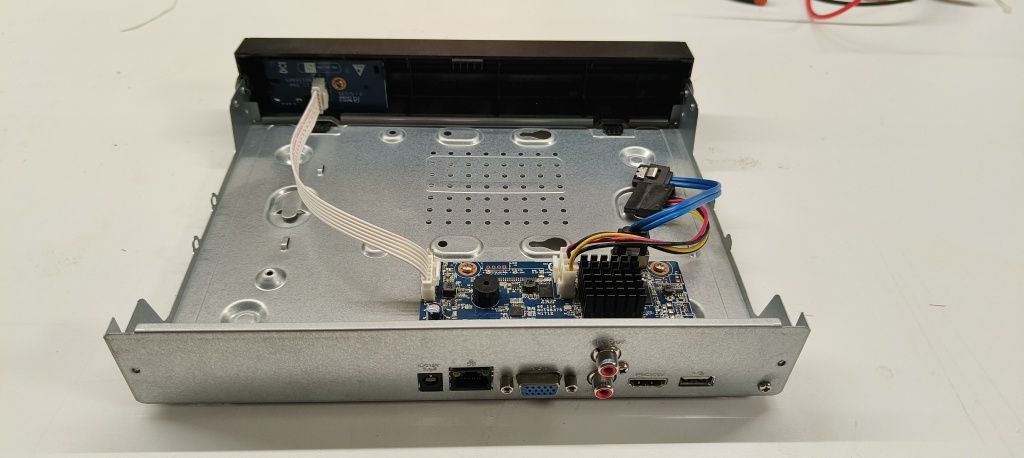 Rejestrator DAHUA DHI-NVR2104HS-4KS2