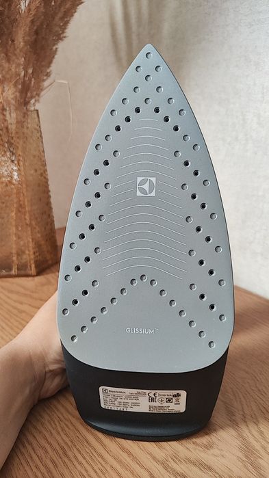 Праска Electrolux E5SI2-60G