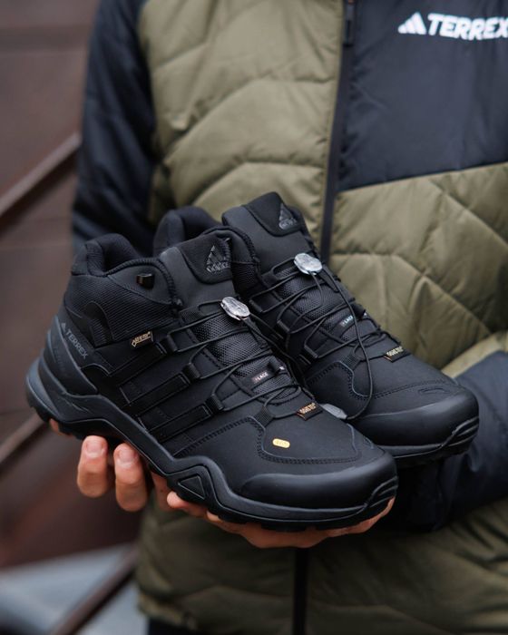 Чоловічі Зимові Кросівки Adidas Terrex Fast R Mid Gore-Tex Fur Winter