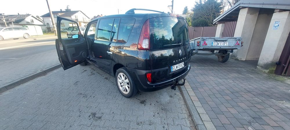 Renault Espace uszkodzony