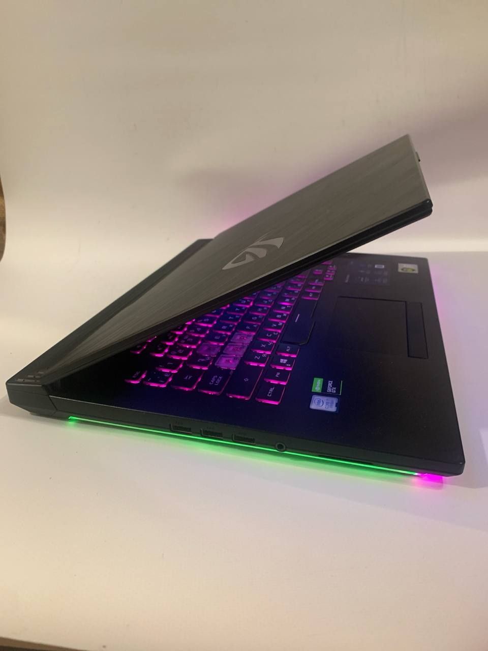STRIX ТОП Игровой Ноутбук i7 16 ядер | GTX 1650 Ti 4GB | 16GB DDR4