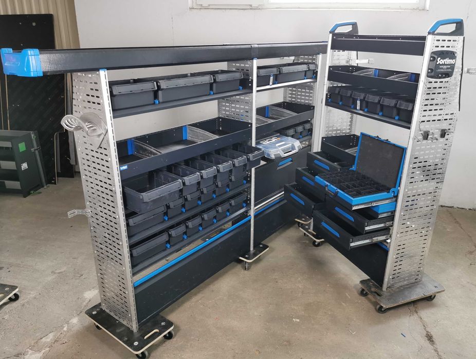 Zabudowa serwisowa warsztatowa CRAFTER SPRINTER TRANSIT MAN TGE IVECO