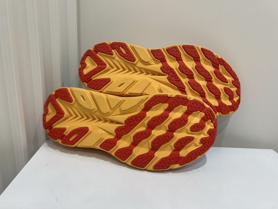 Кросівки Hoka Clifton 9