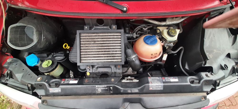 Transporter T4 2.5 tdi 102km 5miejsc.