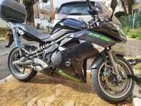 Kawasaki ER6F Ninja, de garagem impecavel