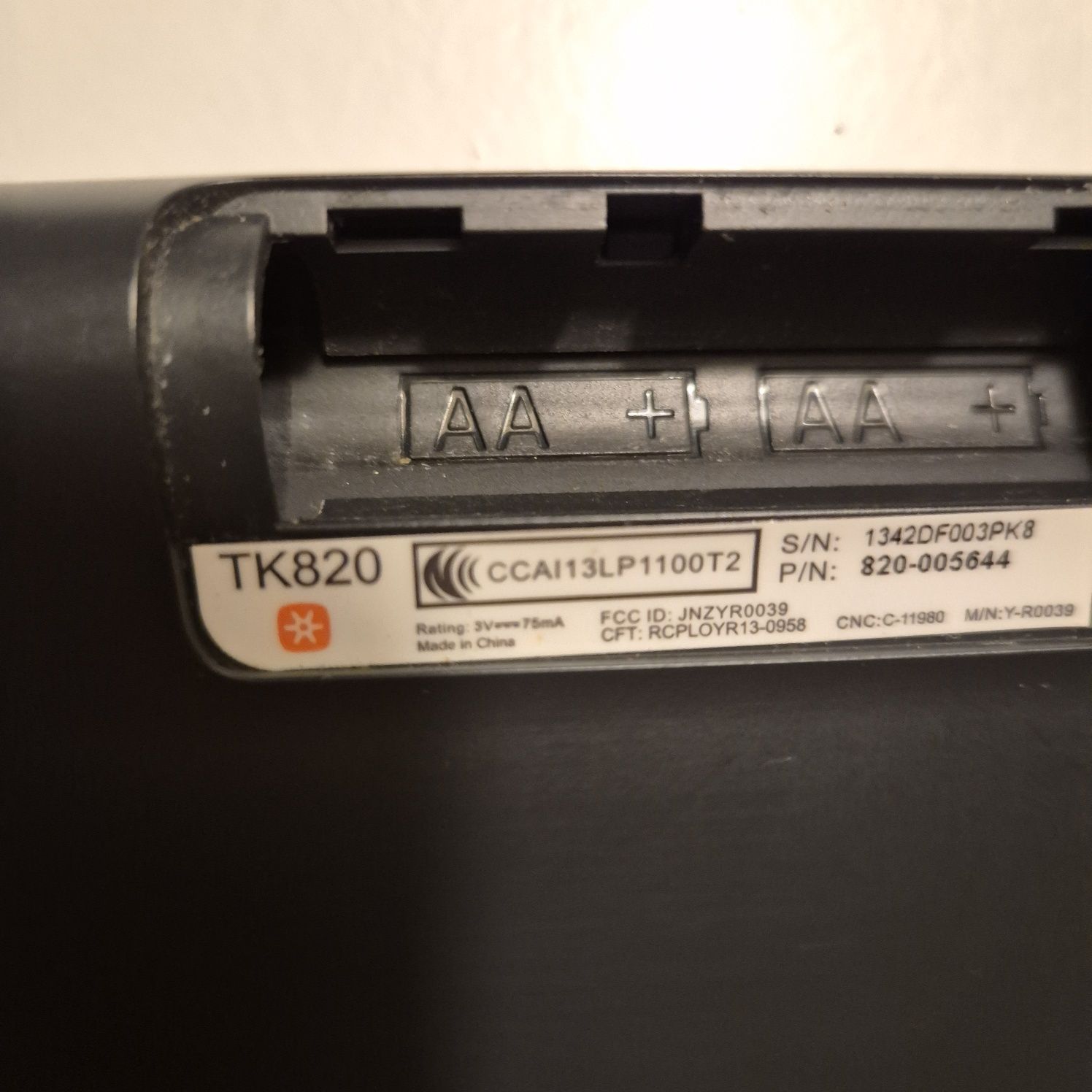 Logitech TK820 – Klawiatura Bezprzewodowa z Touchpadem