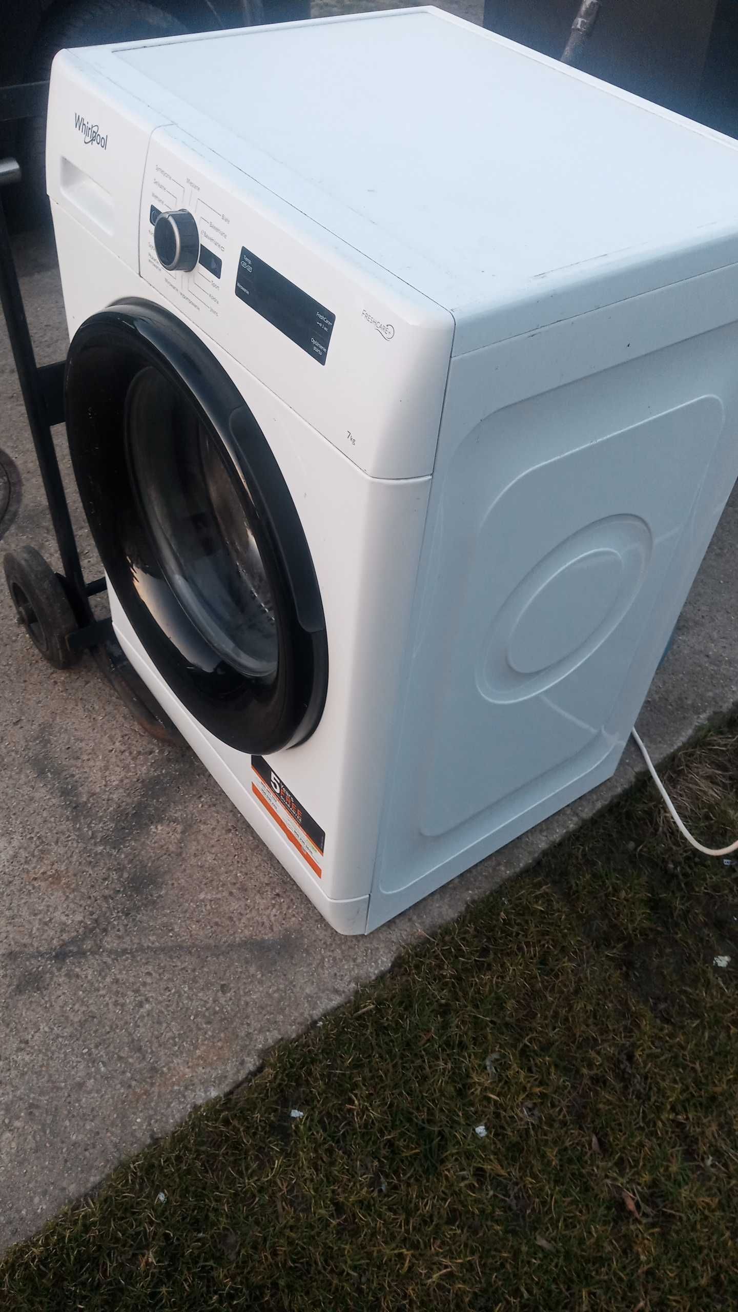 Pralka automatyczna Whirlpool uszkodzenia