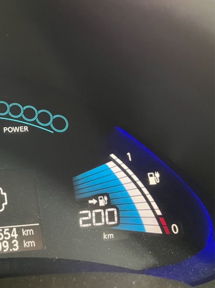 Nissan Leaf 30kWh - dez/16 - 12 barras