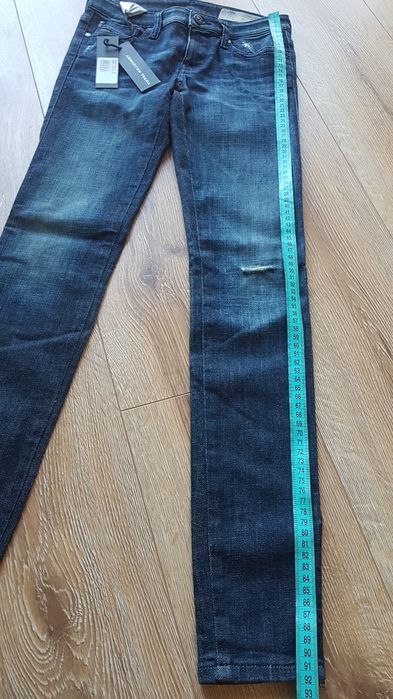 Diesel Skinzee Low Zip damskie dżinsy jeansy W26 slim skinny rurka XS