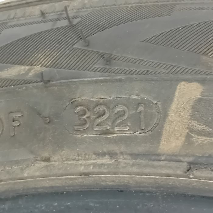 4x 225/45R17 opony zimowe Nokian WR D4 2021r (91182)