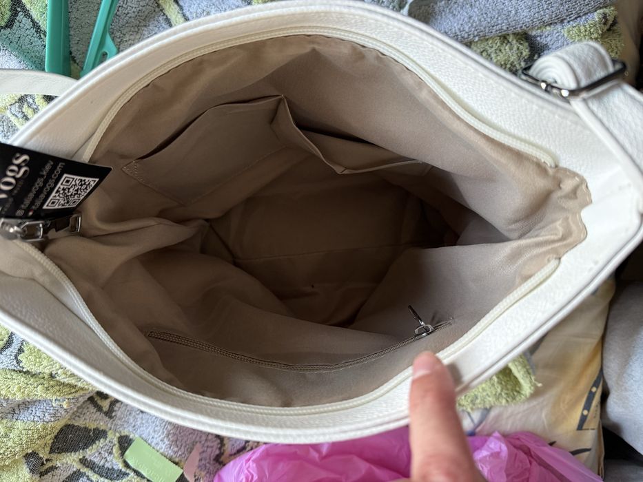 Нова шкіряна сумка біла