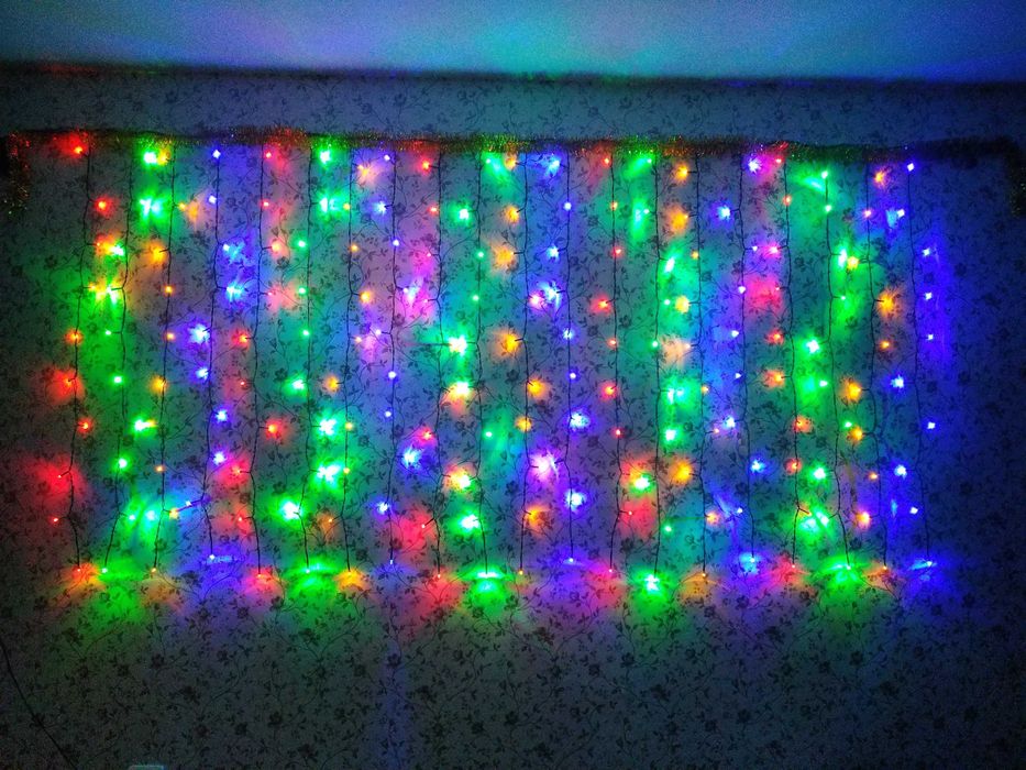 Гирлянда штора на 200 светодиодов