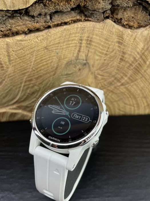 Смарт-годинник Garmin Fenix 5S Plus Sapphire