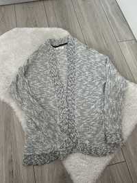 Sweterek dla dziewczynki 146 cm Reserved