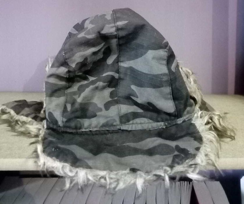 Czapka uszatka moro mniejsza xs/s