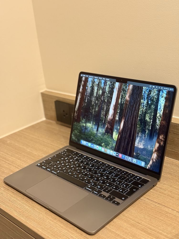 Macbook Air m2 8/512 Space Gray