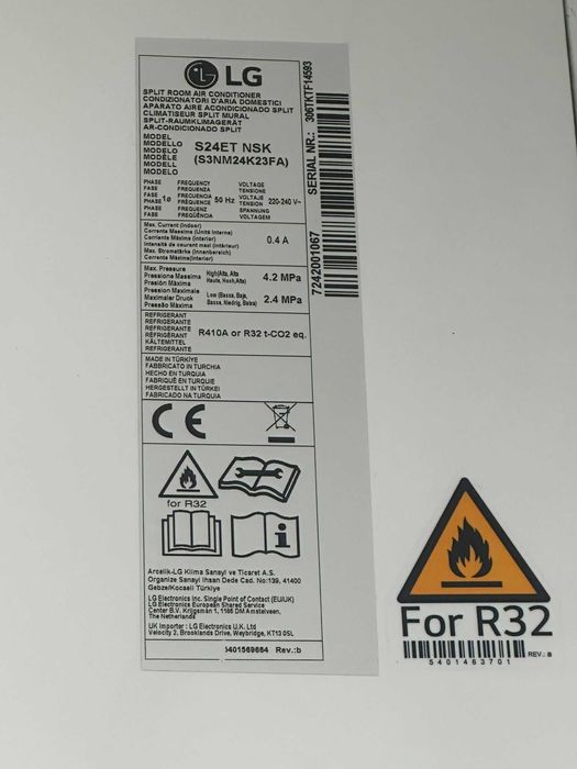 Ar condicionado - 1 ano de uso - LG STANDARD 24.000 Btu`s c/ wifi
