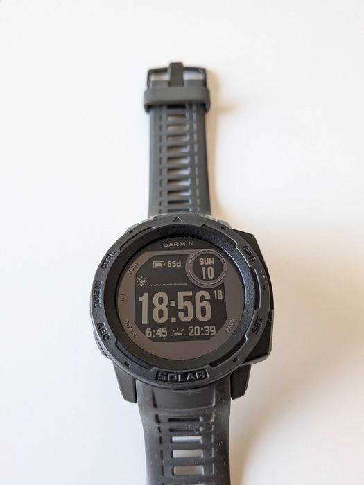 Garmin Instinct Solar com caixa original