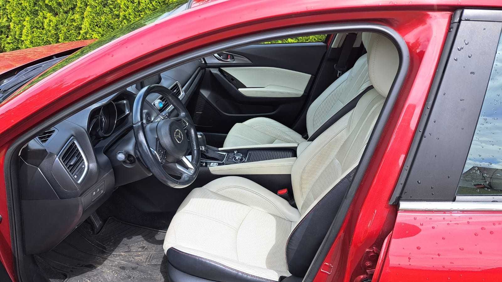 Mazda 3  2.5 Benzyna. Grand Touring
