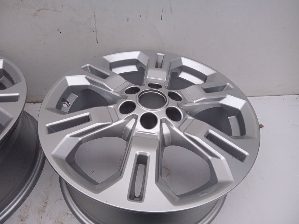 Felgi aluminiowe 17 Nissan Navara 6x114,3 Renault Alaskan Mercedes X