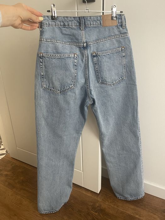 Джинси weekday прямі