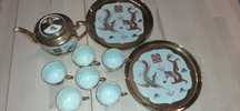 Chińska złota porcelana 6 filiżanek 2 talerze i dzbanek