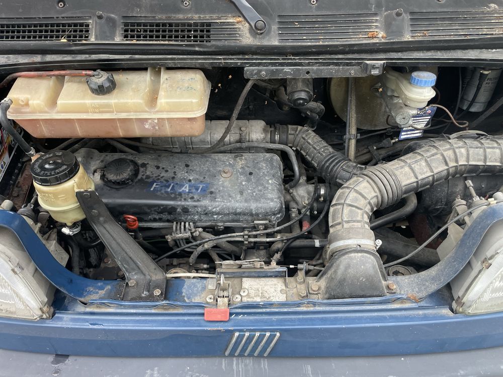 Fiat Ducato skrzyniowy plandeka 2,5D sofim sprawny silnik skrzynia