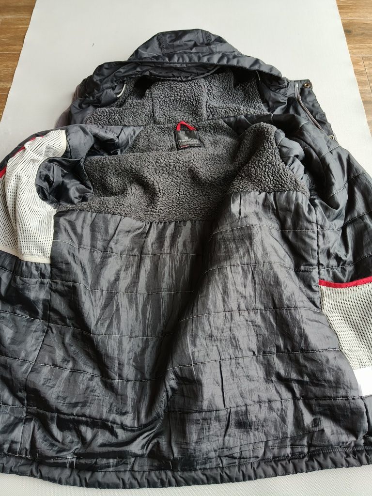 Didriksons kurtka parka rozmiar S damska kolor czarny matowy